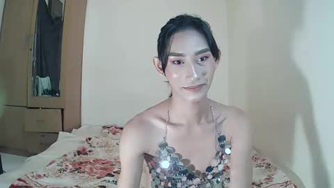 Snapshot of lennonxshit chatting on 02-06-25, 02:15 JANE online show from 02-06-25, 02:15