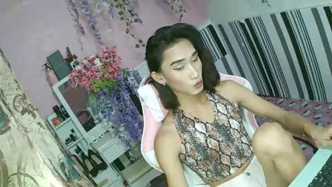 Snapshot of lennonxshit chatting on 02-26-25, 06:32 JANE online show from 02-26-25, 06:32