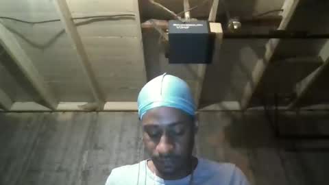 leo199984 online show from 10-18-25, 05:32