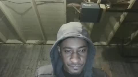 leo199984 online show from 12-14-25, 04:51