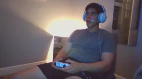 leo7_05 online show from 12-01-25, 03:33