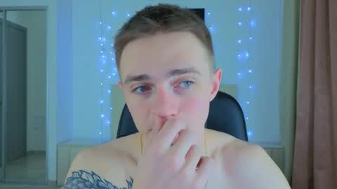 Snapshot of leo__miller chatting on 01-07-26, 05:48 LEO online show from 01-07-26, 05:48