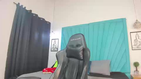 Snapshot of leo_carter1 chatting on 03-13-26, 03:51 leo_carter1 online show from 03-13-26, 03:51