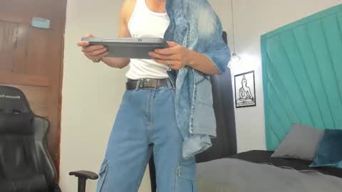 Snapshot of leo_carter1 chatting on 03-14-26, 11:32 leo_carter1 online show from 03-14-26, 11:32