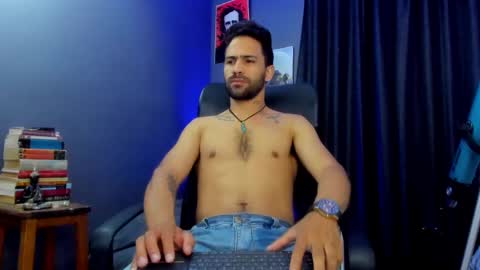 Leo  Diaz online show from 01-22-25, 06:20