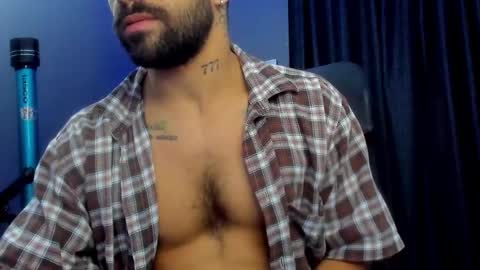 Leo  Diaz online show from 02-25-25, 05:36