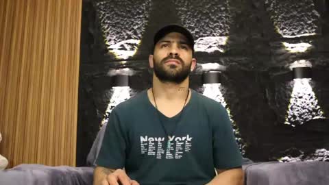 Snapshot of leo_diaz01 chatting on 06-07-26, 01:54 Leo Diaz online show from 06-07-26, 01:54
