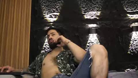 Leo  Diaz online show from 08-03-26, 03:49
