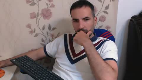 Leo Gianni online show from 06-12-26, 01:32