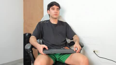 Leo Jones online show from 12-01-25, 12:26