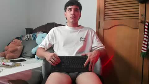 Snapshot of leo_jones389 chatting on 06-26-26, 12:59 Leo Jones online show from 06-26-26, 12:59