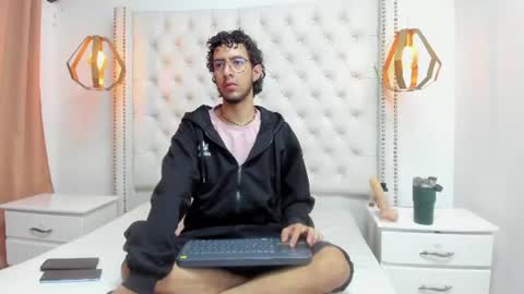 LEO online show from 06-24-26, 12:26