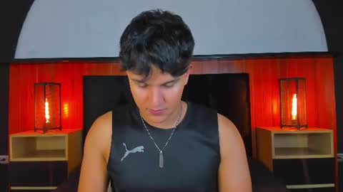 Snapshot of leo_savage_ chatting on 06-12-26, 04:44 Leo online show from 06-12-26, 04:44