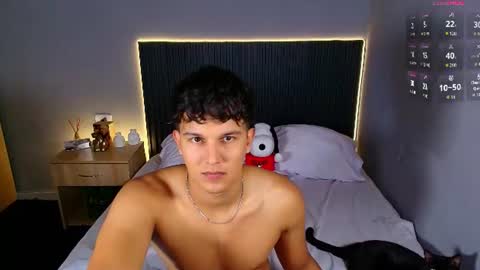 Snapshot of leo_savage_ chatting on 07-24-26, 03:15 Leo online show from 07-24-26, 03:15