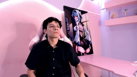 Snapshot of leofeniix chatting on 03-01-26, 03:30 Leo online show from 03-01-26, 03:30