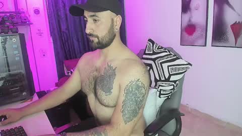 Snapshot of leon_1717 chatting on 01-09-25, 11:45 Leon online show from 01-09-25, 11:45