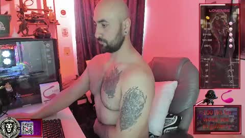 Snapshot of leon_1717 chatting on 02-09-25, 01:25 Leon online show from 02-09-25, 01:25