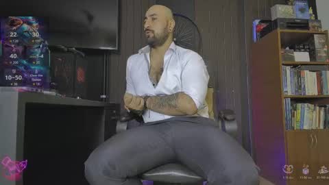 Leon online show from 11-29-25, 11:24