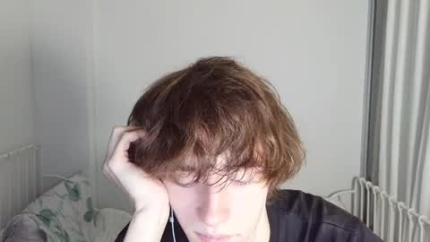 Leon online show from 05-14-26, 08:26