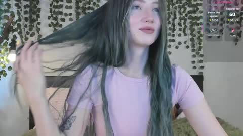 Snapshot of leona_vixen chatting on 06-06-26, 04:50 Leona online show from 06-06-26, 04:50
