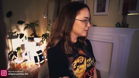 Snapshot of leonamell chatting on 12-03-24, 10:07 Leo online show from 12-03-24, 10:07