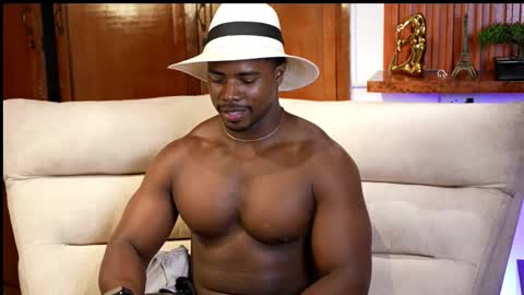 Snapshot of leonardo_jones1 chatting on 09-26-25, 11:31 Leandro jones online show from 09-26-25, 11:31