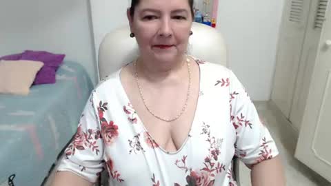 leonela   online show from 07-23-26, 12:02