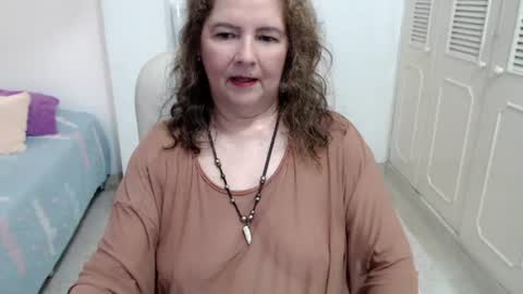 leonela   online show from 07-28-26, 10:31