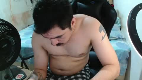 Snapshot of leonino231 chatting on 06-16-26, 11:51 leonino231 online show from 06-16-26, 11:51