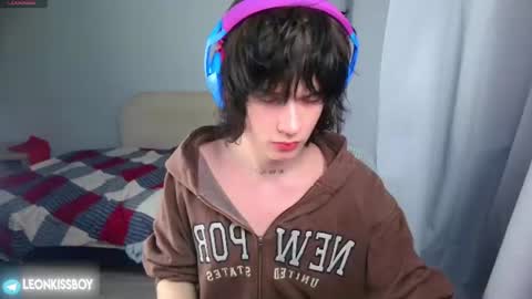 leonkissboy online show from 06-14-26, 09:55
