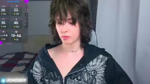 Snapshot of leonkissboy chatting on 07-01-26, 03:56 leonkissboy online show from 07-01-26, 03:56