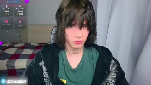 leonkissboy online show from 07-02-26, 04:35