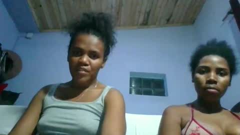 Snapshot of leonnida chatting on 04-01-26, 06:05 leonnida online show from 04-01-26, 06:05