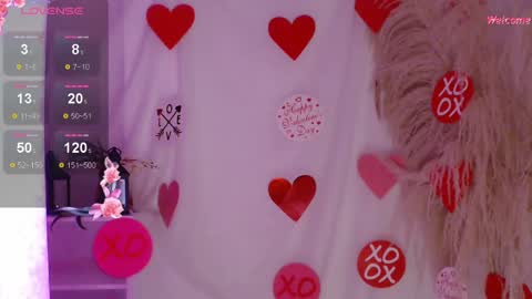 Snapshot of leonora_luxry_ chatting on 02-19-25, 01:06 My name is Leonora Pleasures to see you Follow me here and instagram online show from 02-19-25, 01:06