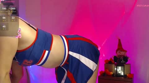 Snapshot of leonora_luxry_ chatting on 10-05-25, 10:29 My name is Leonora Pleasures to see you Follow me here and instagram online show from 10-05-25, 10:29