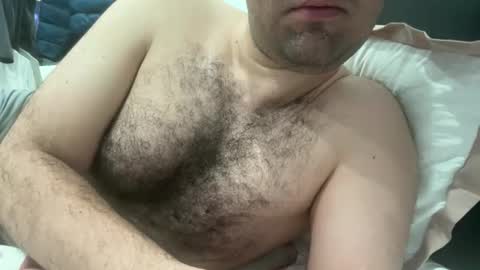 Snapshot of leoo699 chatting on 11-01-25, 01:40 leoo699 online show from 11-01-25, 01:40