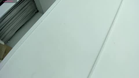 Snapshot of leoo_miller chatting on 01-08-26, 04:15 Leo online show from 01-08-26, 04:15