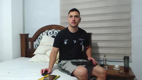 Leo online show from 10-02-25, 01:34