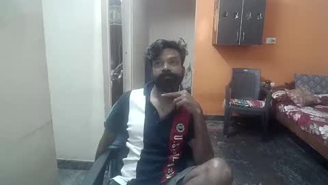 Snapshot of leosbroad chatting on 12-08-24, 03:02 Leo online show from 12-08-24, 03:02