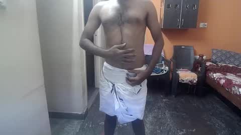 Snapshot of leosbroad chatting on 12-22-24, 01:55 Leo online show from 12-22-24, 01:55