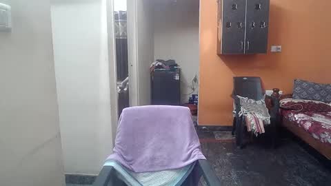 Snapshot of leosbroad chatting on 12-26-24, 02:16 Leo online show from 12-26-24, 02:16