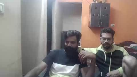 Snapshot of leosbroad chatting on 12-28-24, 06:29 Leo online show from 12-28-24, 06:29