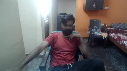 Snapshot of leosbroad chatting on 12-30-24, 07:26 Leo online show from 12-30-24, 07:26