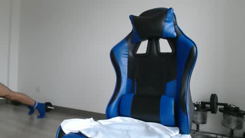 leostorm25 online show from 03-25-26, 08:26