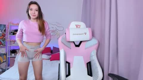 Snapshot of lery_dely chatting on 10-12-25, 03:05 Valerie online show from 10-12-25, 03:05