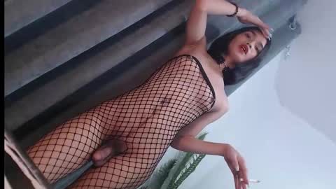 Snapshot of lesi_trisha chatting on 01-21-25, 08:32 Trisha18 online show from 01-21-25, 08:32