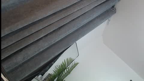 Snapshot of lesi_trisha chatting on 02-02-25, 04:43 Trisha18 online show from 02-02-25, 04:43