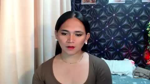 Snapshot of lesleyanderson chatting on 02-08-26, 01:42 Pat online show from 02-08-26, 01:42