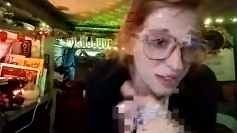 LesleyGumGrass- The Boring Trans girl online show from 11-11-25, 01:33