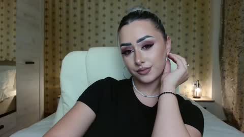 leslie_secret online show from 12-04-24, 12:30